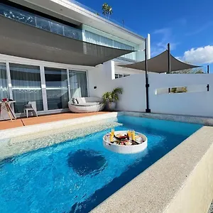 epic-suites-by-bohol-social-club.hotelspanglao.com/