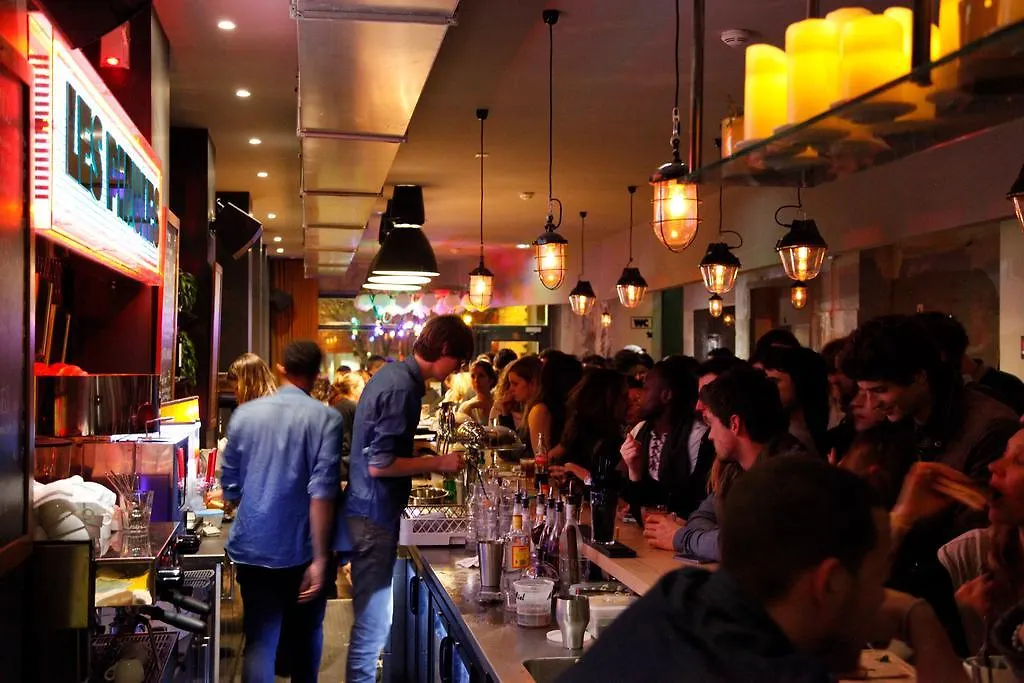 Hostel The People Paris Belleville France