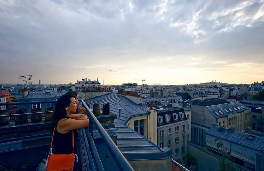 The People Paris Belleville